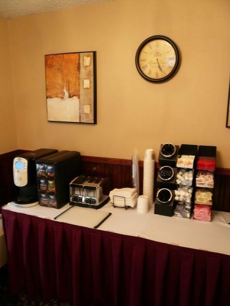 Newbury Inn Brookfield Экстерьер фото